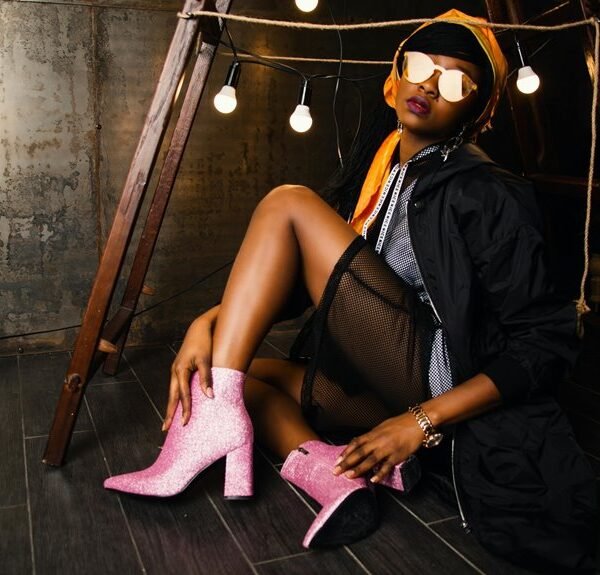 fact reader outfit inspiration
